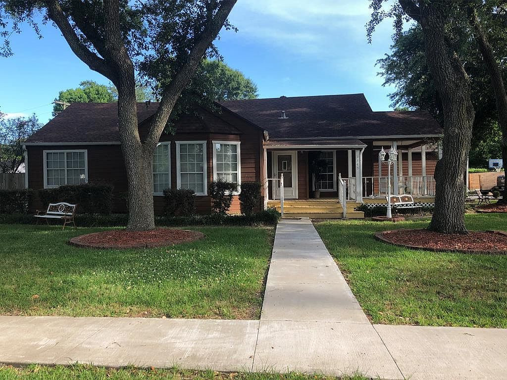 Single Family at XXXX Tyrrell Pkwy, Port Arthur, TX 77642