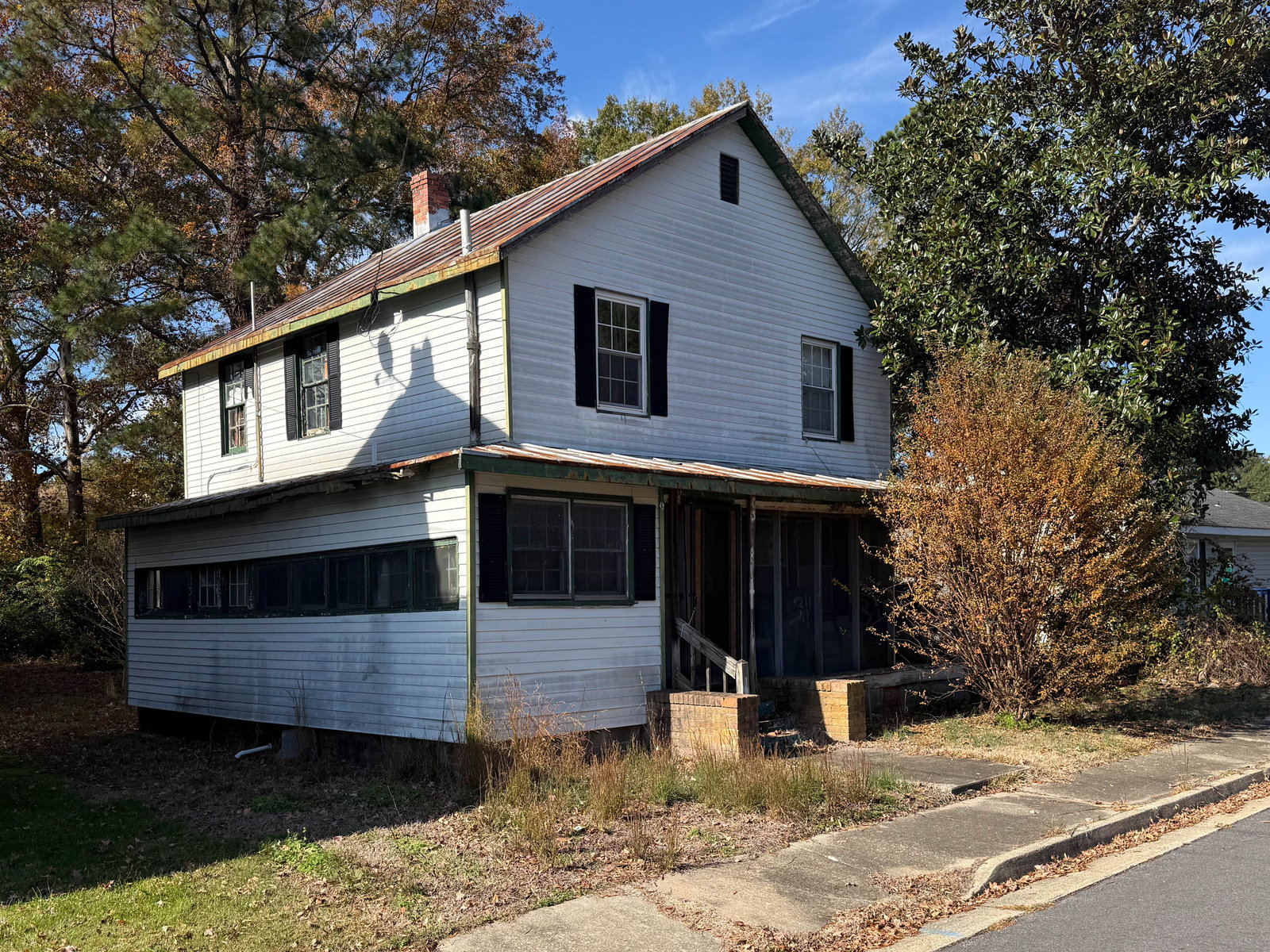 Single Family at XXXX Pine St, Franklin, VA 23851