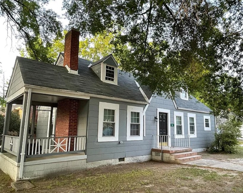 Single Family at XXXX W Roanoke St, Richmond, VA 23225